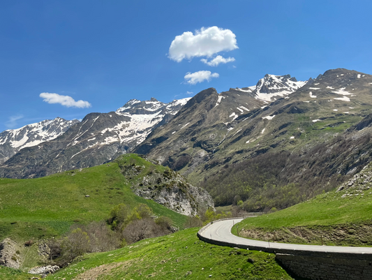 De mooiste bergpassen in de Pyreneeën inclusief openingstijden
